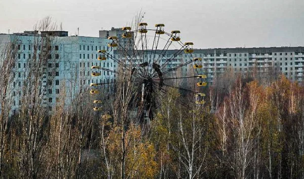 Budynek Mieszkalny Mieście Prypeć Pobliżu Wybuchu Elektrowni Jądrowej Czarnobyl Ukrainie — Zdjęcie stockowe