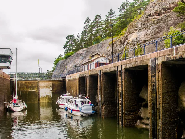 Шлюз Канале Гота Центральной Швеции — стоковое фото