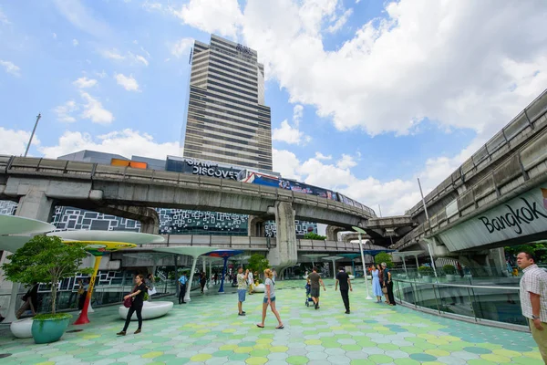 バンコク タイ王国 2018 タイの Mbk ショッピング センター ランドマークでスカイ ウォーク — ストック写真