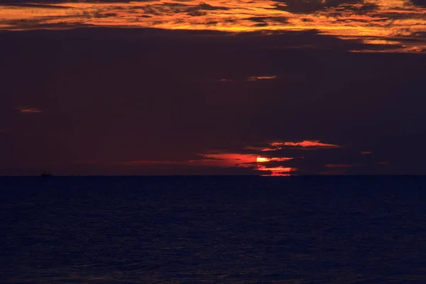 Piękny Wschód Słońca Nad Morzem Czas Rano — Zdjęcie stockowe