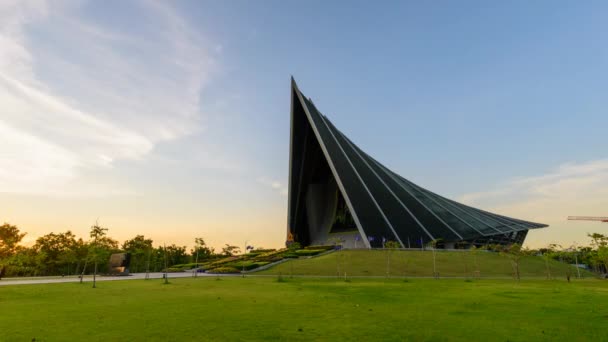 Nakhonpathom Thailand Sep 2018 Time Lapse Prince Mahidol Hall Gebouw — Stockvideo