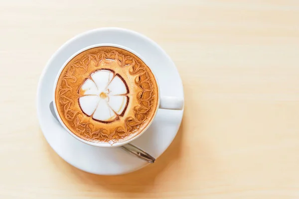 Café Cappuccino Quente Com Creme Bonito Mesa — Fotografia de Stock