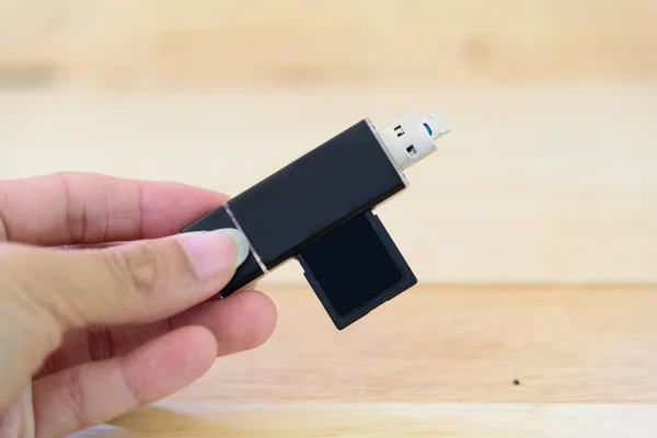 Μονάδα Ανάγνωσης Κάρτας Usb Για Κινητά — Φωτογραφία Αρχείου