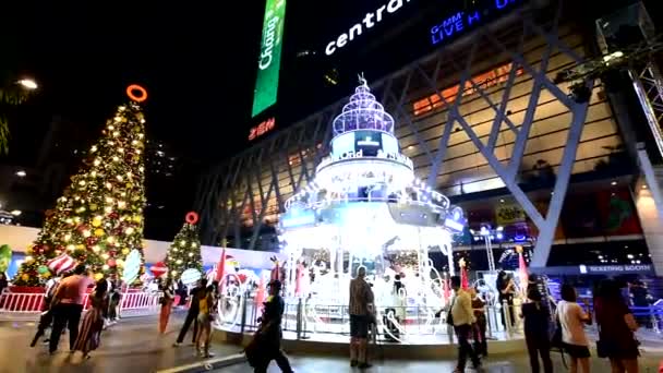 Bangkok Thaiföld 2018 December Egy Csomó Ember Karácsonyfa Körhinta Világítás — Stock videók