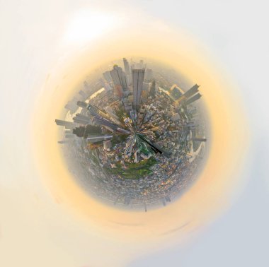Gün batımı süre şehirde 360 panorama yüksek görünümü / Daire şehir panoraması