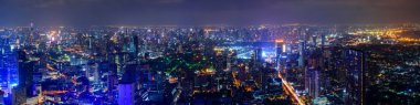 Şehir gece zaman yüksek bina Panorama yüksek görünümü