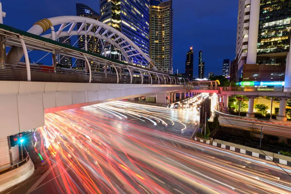 2018年9月2日 模糊灯交通在崇农桥路口 模糊的交通灯在城市 — 图库照片