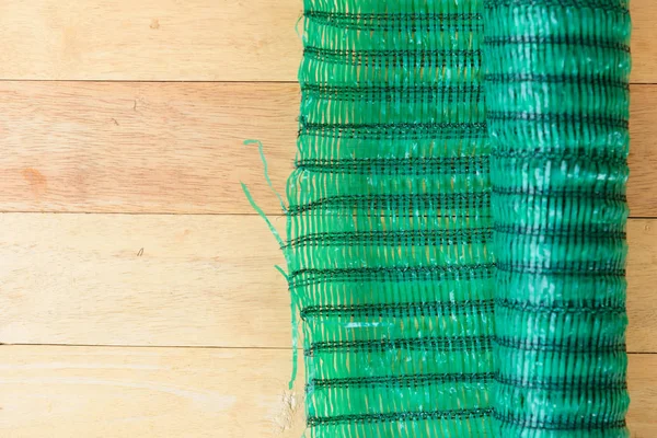 ahşap plaka üzerinde gölgeleme net filtre