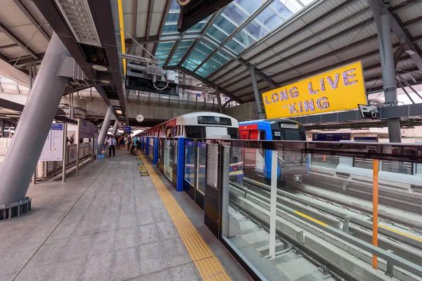 Bangkok Thailand Aug 2019 Tha Phra Station New Mrt Electrictrain — стоковое фото