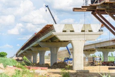 inşaat halinde ekspres yol