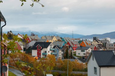 Tromso, Norveç - 10 Kasım 2018. Norveç 'teki Tromso şehrinin genel manzarası.