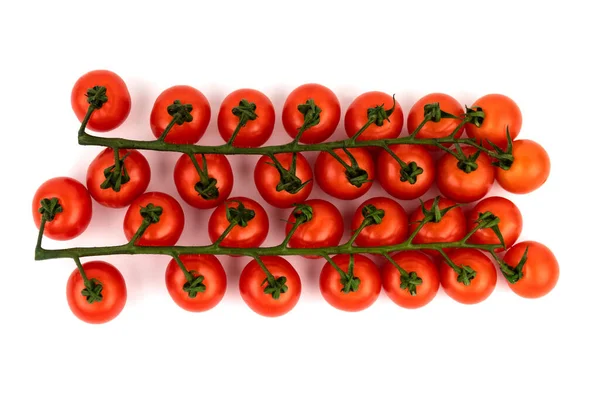 Tomates Cherry Sobre Una Rama Verde Fotografiados Sobre Fondo Blanco — Foto de Stock