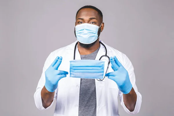Egy Fiatal Fekete Afro Amerikai Férfi Portréja Orvosi Területen Fehér — Stock Fotó