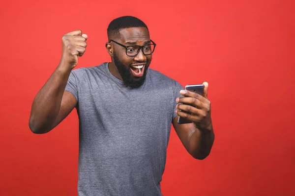 Foto Hombre Afroamericano Muy Alegre Sabiendo Que Convirtió Ganador Algo — Foto de Stock