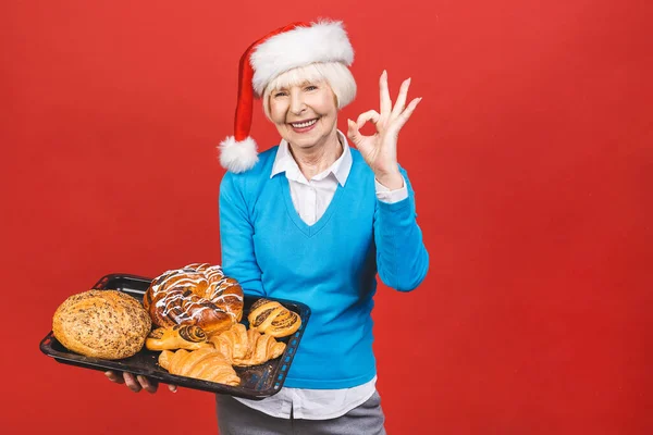 Retrato Mujer Edad Alegre Bastante Encantador Con Arruga Que Muestra — Foto de Stock