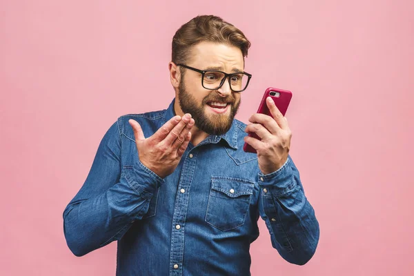 Young Caucasian Man Angry Frustrated Furious His Phone Angry Customer — Stock Photo, Image