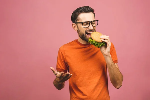 Een Jongeman Met Een Stuk Hamburger Studenten Eten Fastfood Burger — Stockfoto