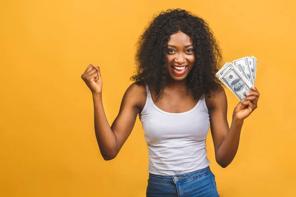 Feliz Ganador Retrato Mujer Afroamericana Exitosa Años Con Peinado Afro — Foto de Stock