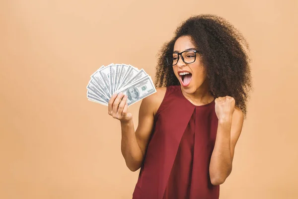 Feliz Ganador Retrato Mujer Afroamericana Exitosa Años Con Peinado Afro — Foto de Stock