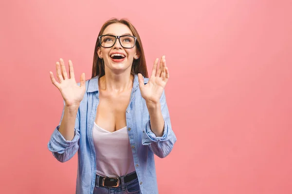 Feliz Vencedor Retrato Feliz Bonito Jovem Com Sorriso Dos Dentes — Fotografia de Stock