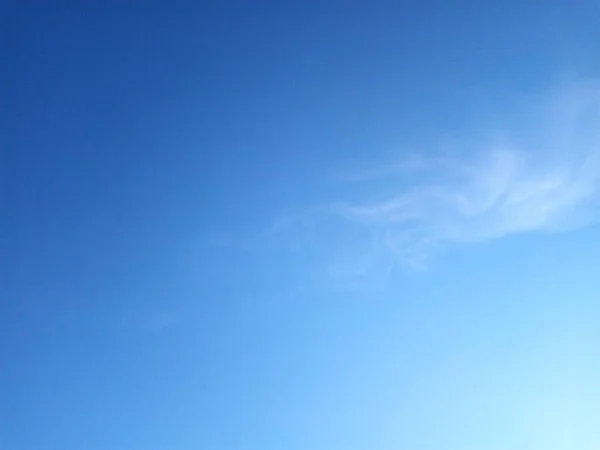 Céu Azul Sem Nuvens Dia Ensolarado Verão — Fotografia de Stock