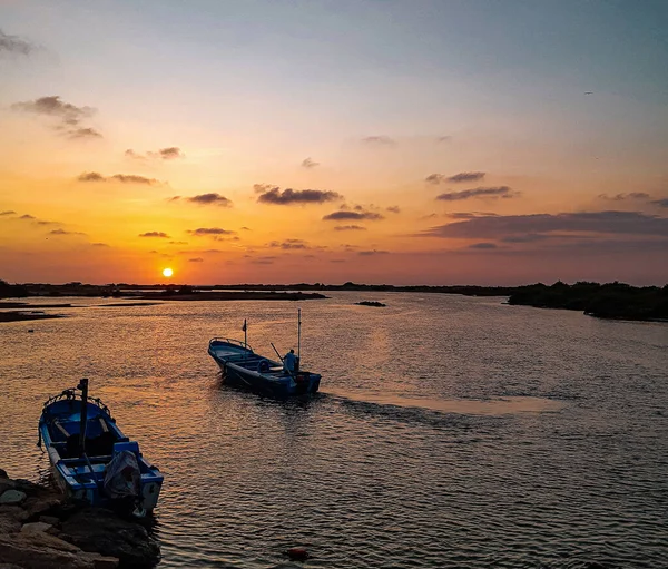 Barcos Marinos Frente Hermoso Atardecer — Foto de Stock