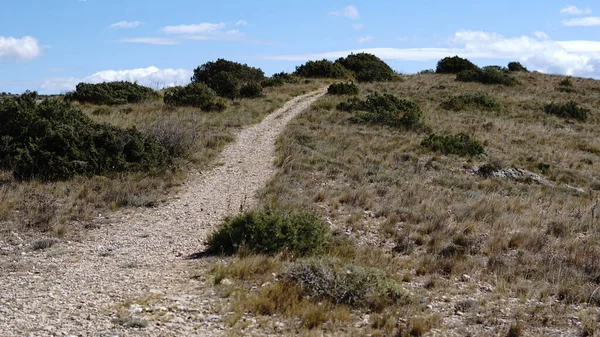 Camino Montaña Contra Fondo Del Cielo — Foto de Stock