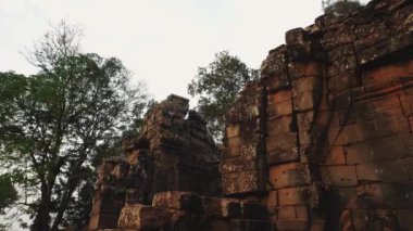 Terk Edilmiş Tapınağın Harabeleri - Angkor Wat 4k