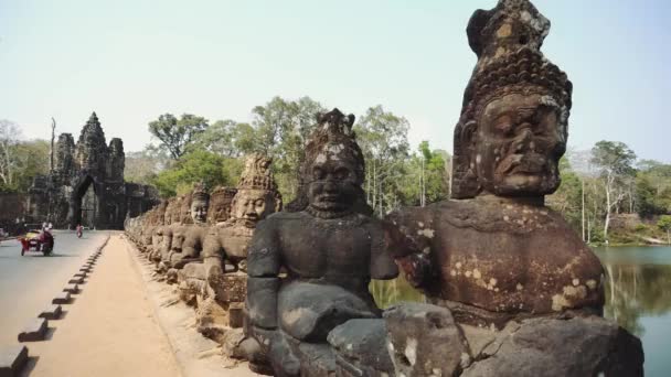 Siem Reap, Kambodża. Ruiny świątyni Angkor Wat. — Wideo stockowe