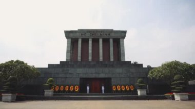 Ho Chi Minh Anıtmezarı, Hanoi