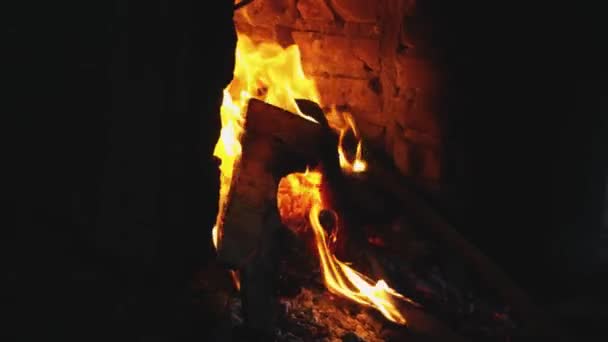 Tűz ég a tűzben. — Stock videók
