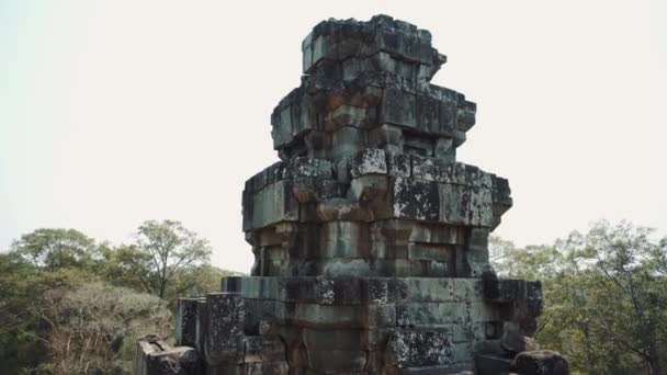 Siem Reap, Cambodja. Ruïnes van Angkor Wat tempel. — Stockvideo