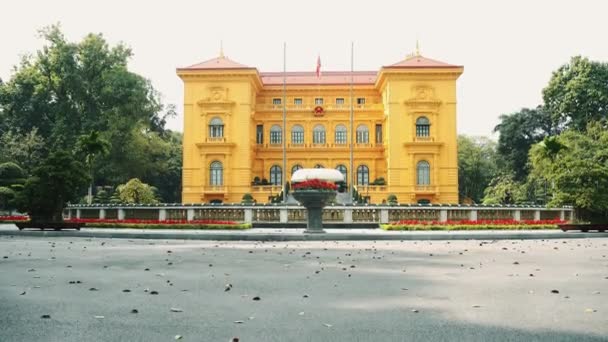 Žlutý dům v Hanoji, Vietnam, Asie — Stock video