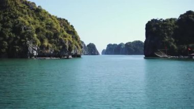 Halong Körfezi Vietnam Panoramik Manzarası