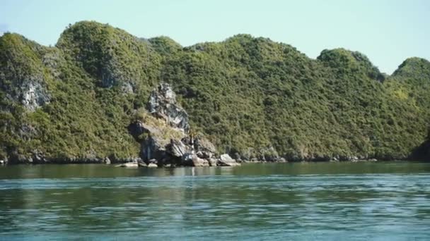 Panoramiczny widok Halong Bay Wietnam — Wideo stockowe