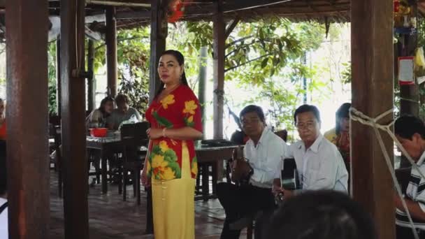 Konzert traditioneller vietnamesischer Musik 4k — Stockvideo