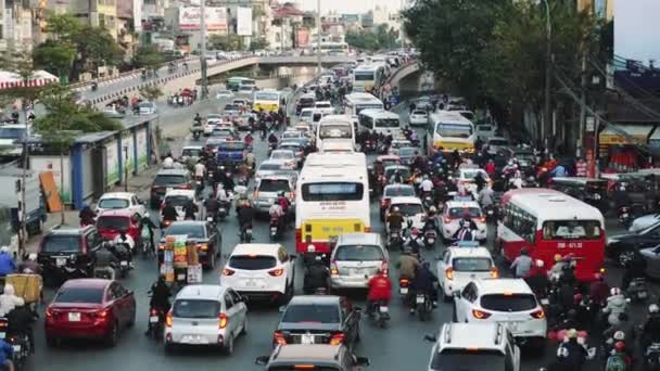 ハノイの渋滞道路,忙しいラッシュアワー,インフラ,交通,ベトナム — ストック動画