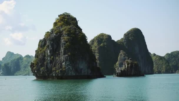 Vista panoramica della baia di Halong Vietnam — Video Stock