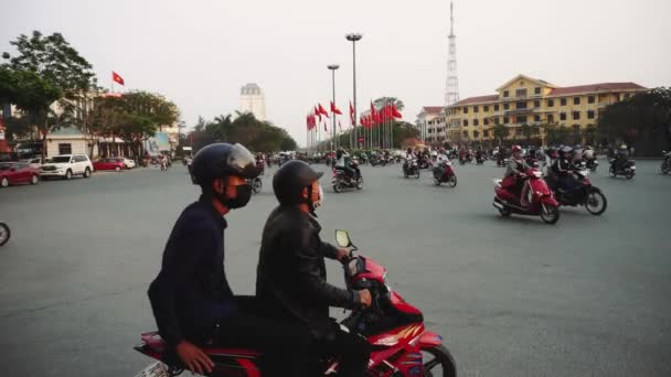 Zatłoczone drogi w odcieniu, Godziny szczytu, Infrastruktura, Transport, Wietnam — Wideo stockowe