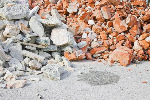 Puing Puing Beton Dan Batu Bata Lokasi Konstruksi Setelah Penghancuran — Stok Foto