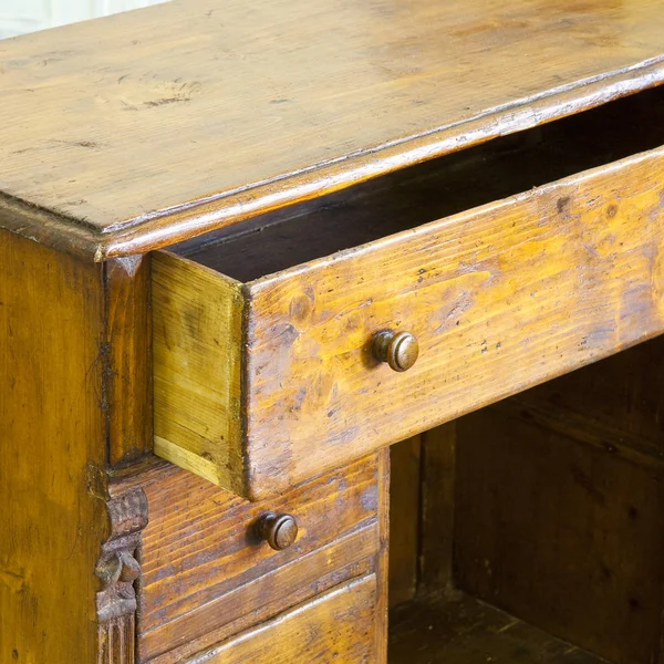 Old italian wooden dresser just restored in a junk shop — Stock Image Old Italian Wooden Dresser Just Restored Junk Shop Royalty Free Stock Images