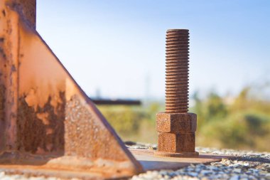 Eski paslı demir cıvata demir plaka - kopya alanı ile görüntü ile