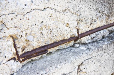 Bozuk beton takviye çubukları paslanma tarafından neden