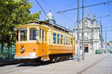 Porto 'nun tarihsel transferi-arka planda 