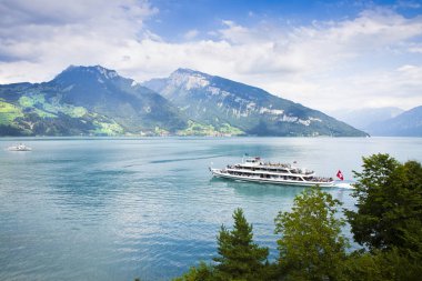Thun Gölü 'nde tekne gezisi-(Thunersee-Isviçre-Avrupa)