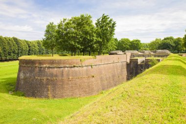 İtalya'nın Lucca kasabasında ortaçağ kale duvarı (Toskana, Bu