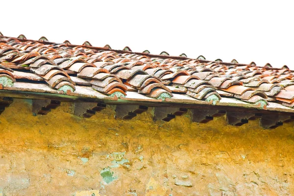 Παλαιά παραδοσιακή στέγη από τερακότα Τοσκάνης (Ιταλία) — Φωτογραφία Αρχείου