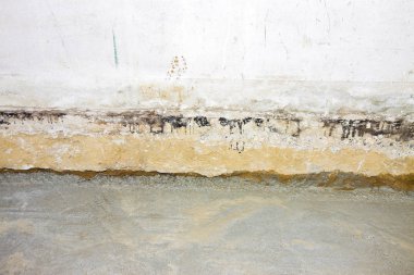 Hazırlık aşaması için bir havalandırılmış gezinme spa inşaatı