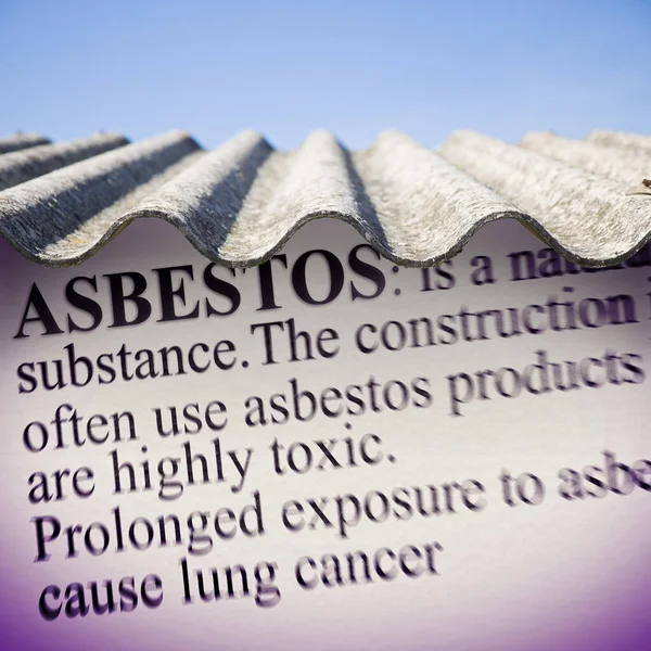 Old Aged Dangerous Asbestos Roof One Most Dangerous Materials Buildings — Stock Photo, Image