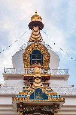 Thimphu Chorten Anıtı, Himalayalar 'ın başkenti Bhutan, Thimphu' daki Budist tapınağı..